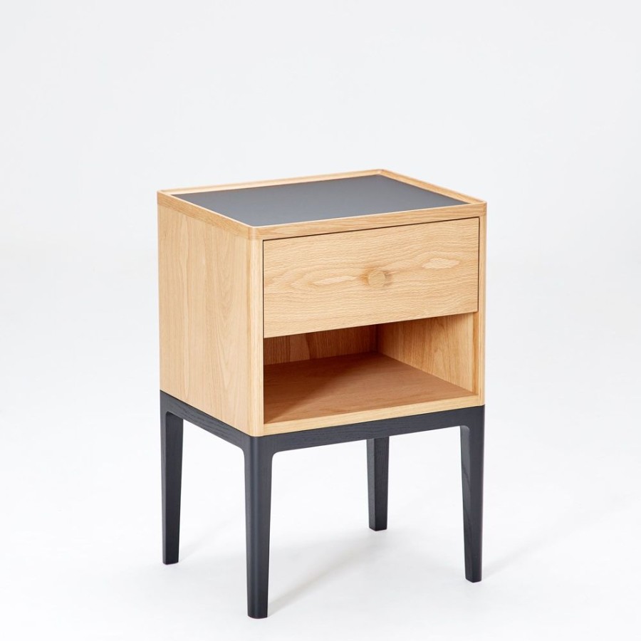 The Conran Shop Table De Chevet 1 Tiroir Avec Niche Monument Hot